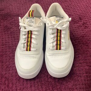 selling a pair of reebok classic’s